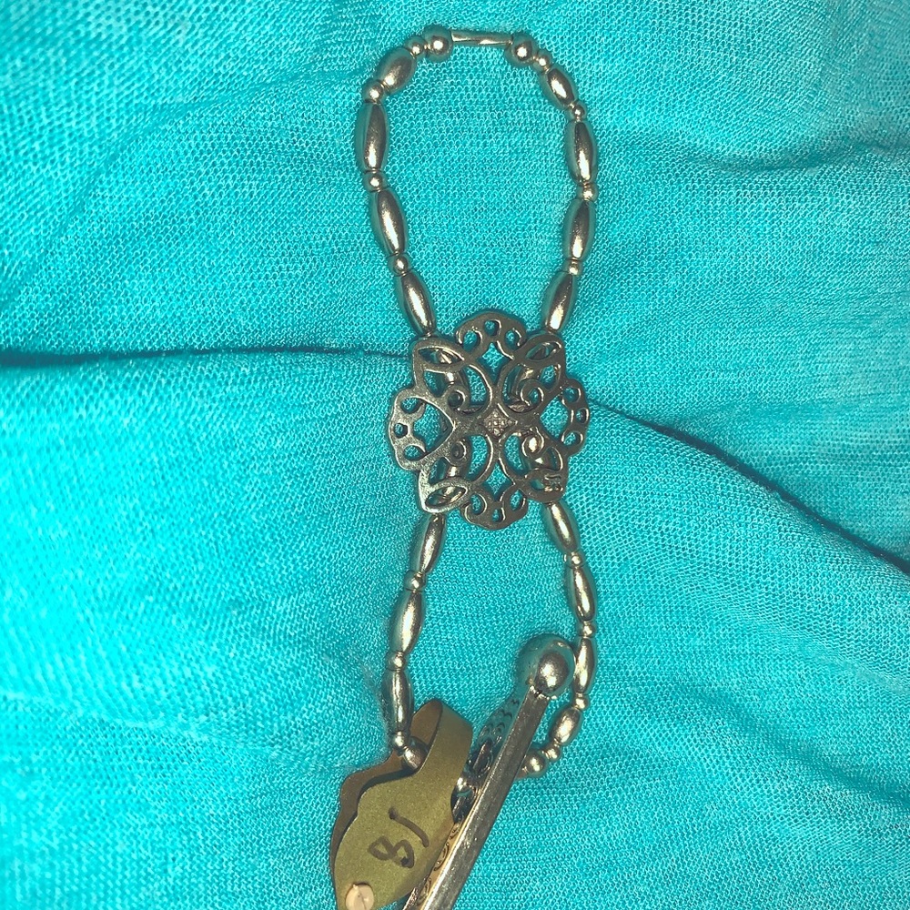 Medium Lila Rose Flexi Clip Silver + Plain Detail